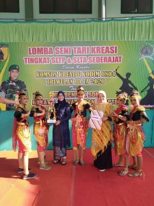 WhatsApp-Image-2020-09-10-at-16.56.11-225x300 Juara 1 Lomba Tari Kreasi Tingkat SMP dan SMA Sederajad 2020