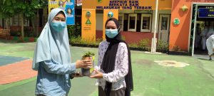 WhatsApp-Image-2021-04-17-at-17.45.14-300x135 Sibuk Kerja Bakti