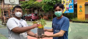 WhatsApp-Image-2021-04-17-at-17.45.15-1-300x135 Sibuk Kerja Bakti