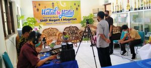 WhatsApp-Image-2021-05-19-at-08.22.26-300x135 Halal Bihalal Virtual SMPN 1 Magetan 1 Syawal 1442 H