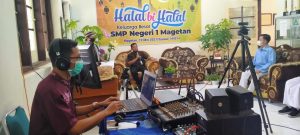 WhatsApp-Image-2021-05-19-at-17.30.37-300x135 Halal Bihalal Virtual SMPN 1 Magetan 1 Syawal 1442 H